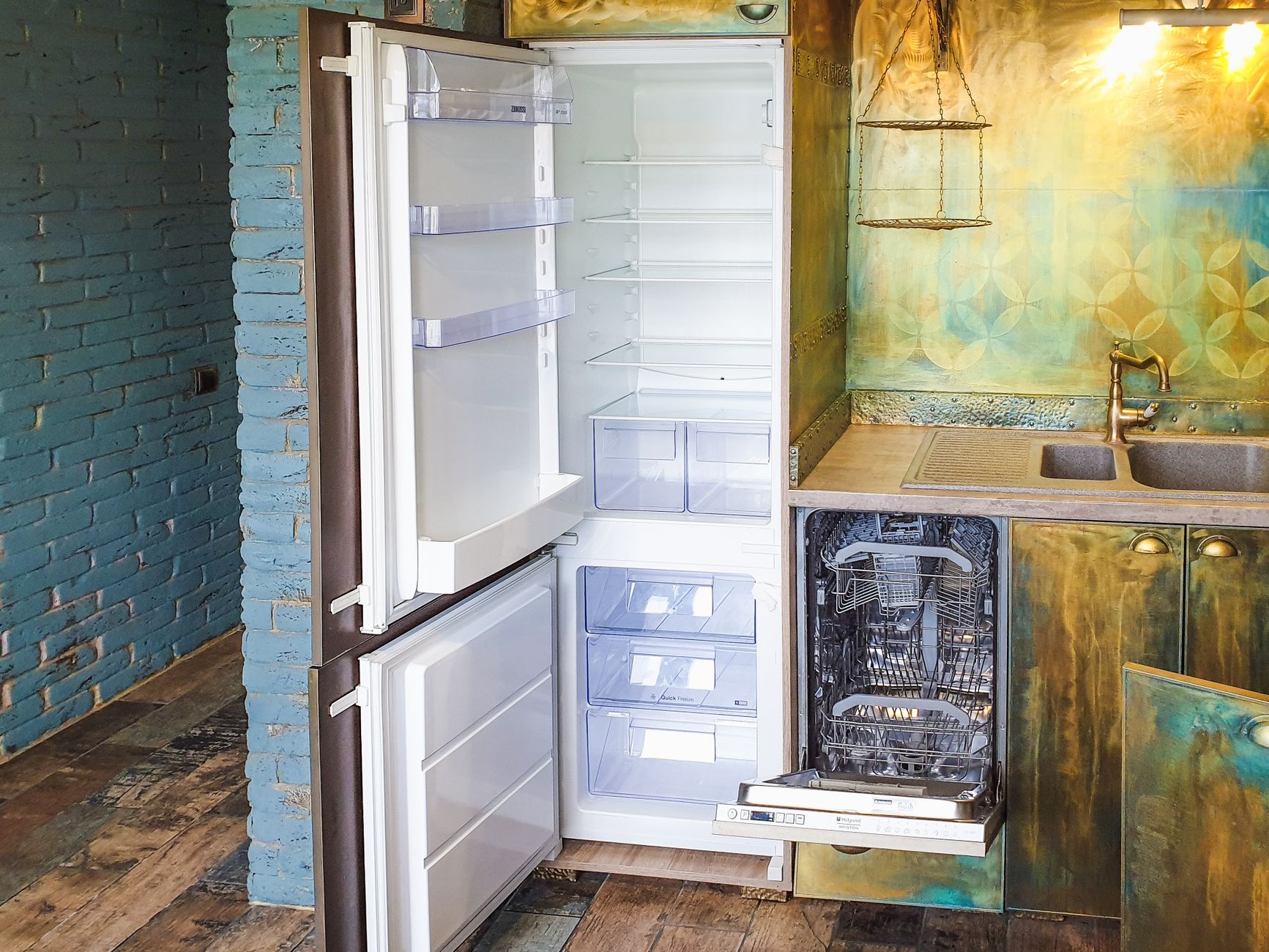 Dépannage frigo équipe à Bordeaux